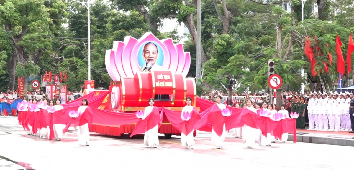 3. Khối rước ảnh Bác