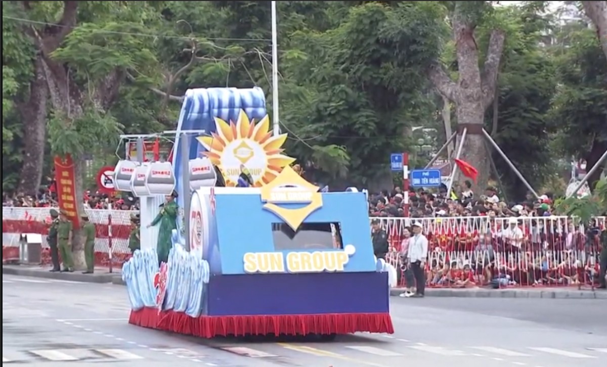 Xe Mô hình Công ty Cổ phần tập đoàn Mặt Trời (Sun group)