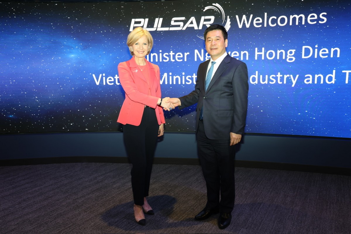 Bộ trưởng Nguyễn Hồng Diên làm việc với Tập đoàn Lockheed Martin