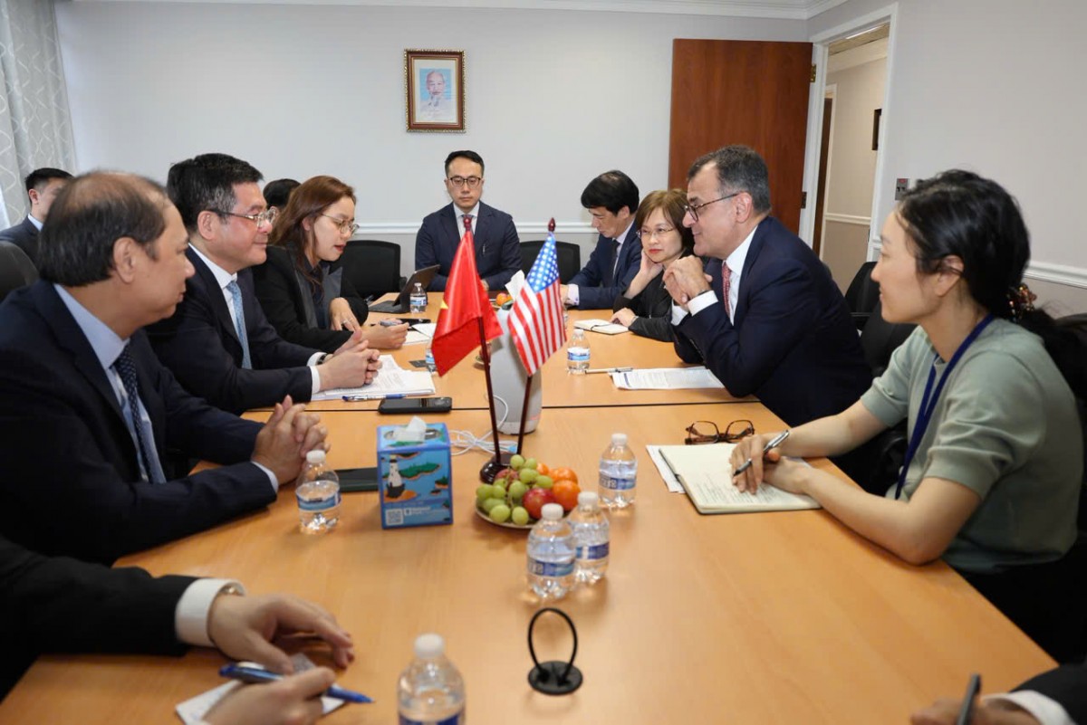 Bộ trưởng Nguyễn Hồng Diên làm việc với lãnh đạo Tập đoàn Google