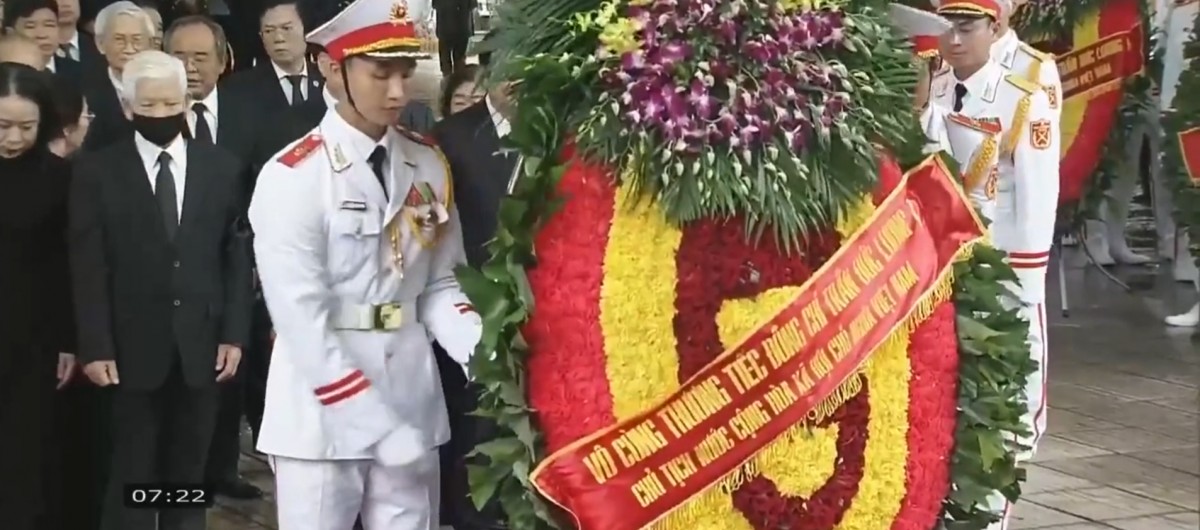 Đoàn Chủ tịch nước do đồng chí Lương Cường, Ủy viên Bộ Chính trị, Chủ tịch nước làm Trưởng đoàn