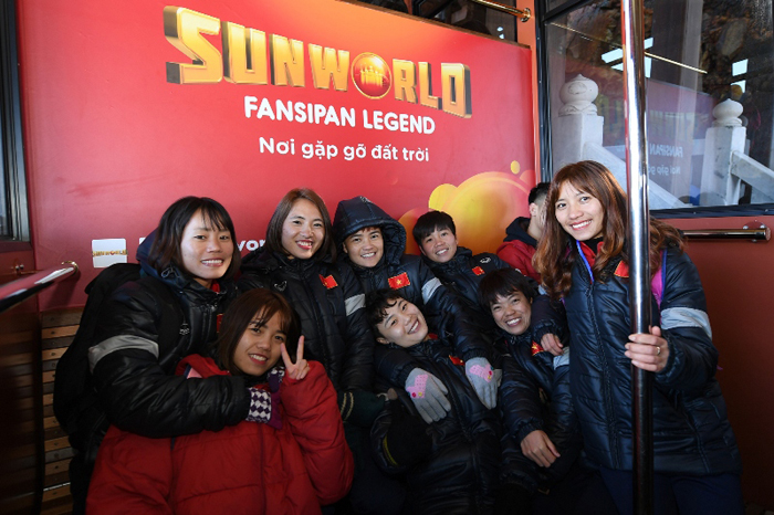 Lễ rước đuốc, thượng cờ khí thế của U23 Việt Nam trên Nóc nhà Đông Dương