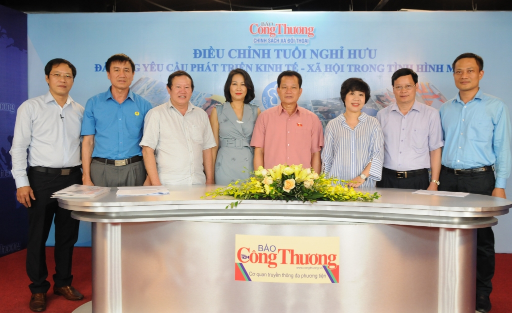 Điều chỉnh tuổi nghỉ hưu: Đáp ứng yêu cầu phát triển kinh tế - xã hội trong tình hình mới Phần 2: Phương án và lộ trình triển khai hiệu quả