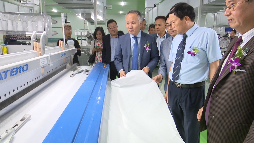 Đổi mới công nghệ ngành dệt may: Yêu cầu bắt buộc
