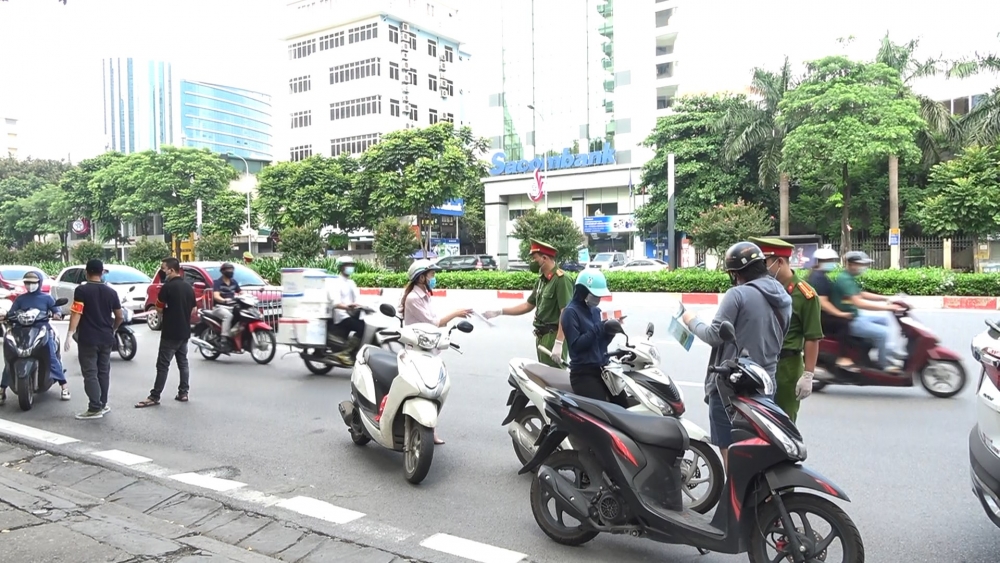Hà Nội: Người dân và doanh nghiệp