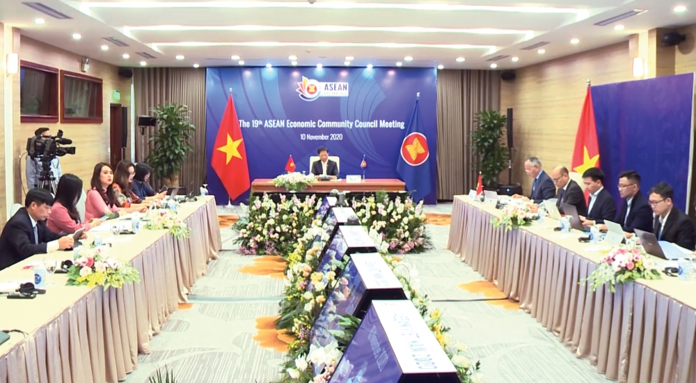 Cập nhật tin tức, thị trường, xuất khẩu ngày 12-11