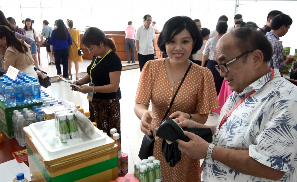 Khát vọng vị thế hàng Việt cao hơn, xa hơn