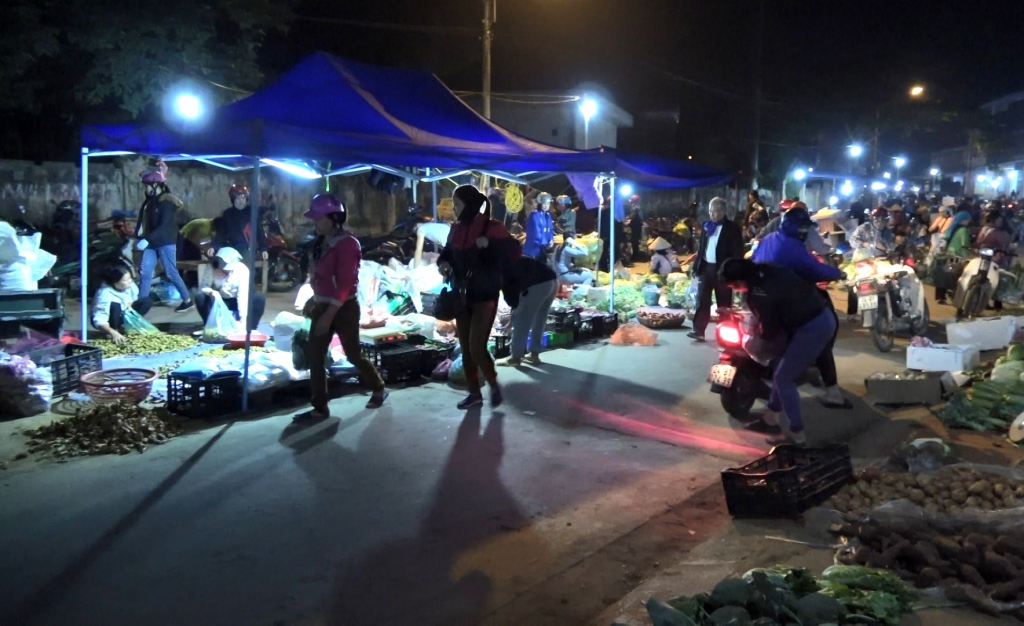 Lào Cai cần vận hành Chợ đêm Kim Tân ổn định, hiệu quả