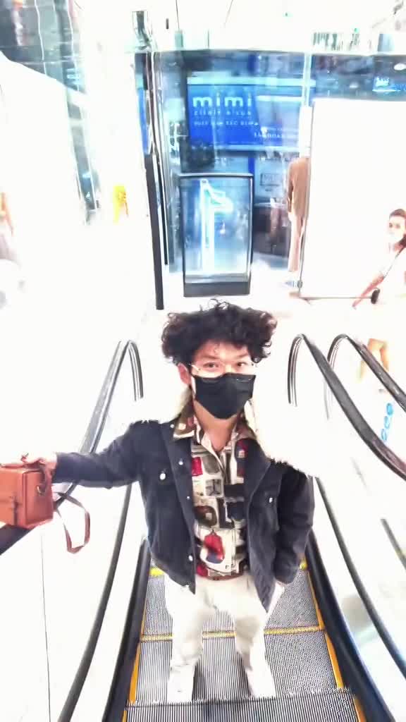 “Lên đồ đi mô” - Trend bá đạo leo top TikTok