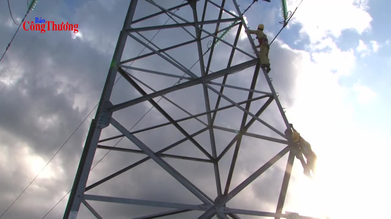 Diễn đàn Năng lượng Việt Nam: Tìm giải pháp phát triển năng lượng quốc gia