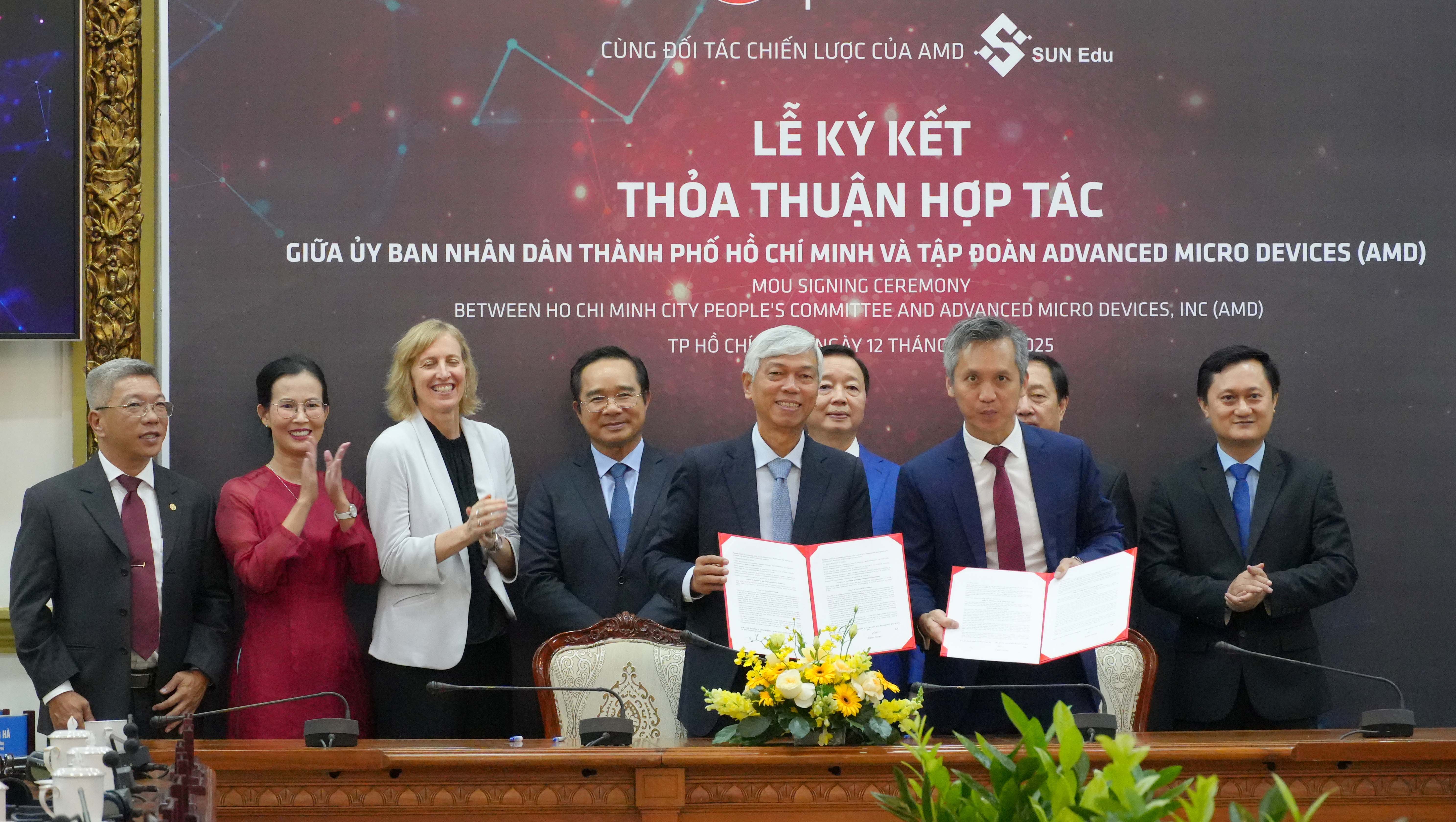 TP. Hồ Chí Minh và AMD hợp tác thúc đẩy phát triển công nghệ cao