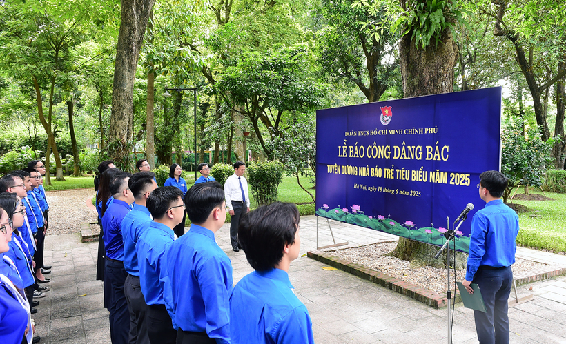 Nhà báo trẻ trong kỷ nguyên mới: Thách thức và sứ mệnh