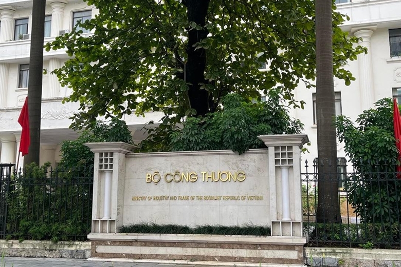 Bộ Công Thương phân cấp thẩm quyền quản lý tài sản công