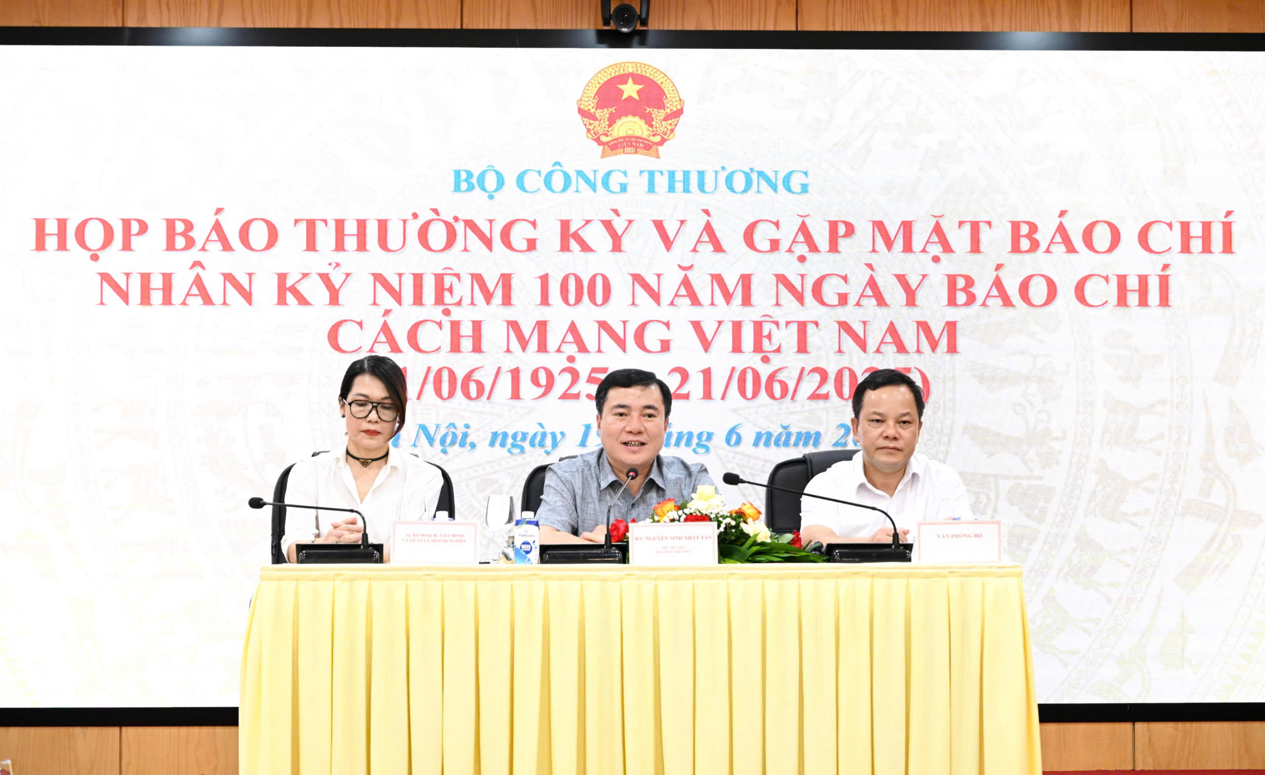 Không để 've sầu thoát xác' trên sàn thương mại điện tử