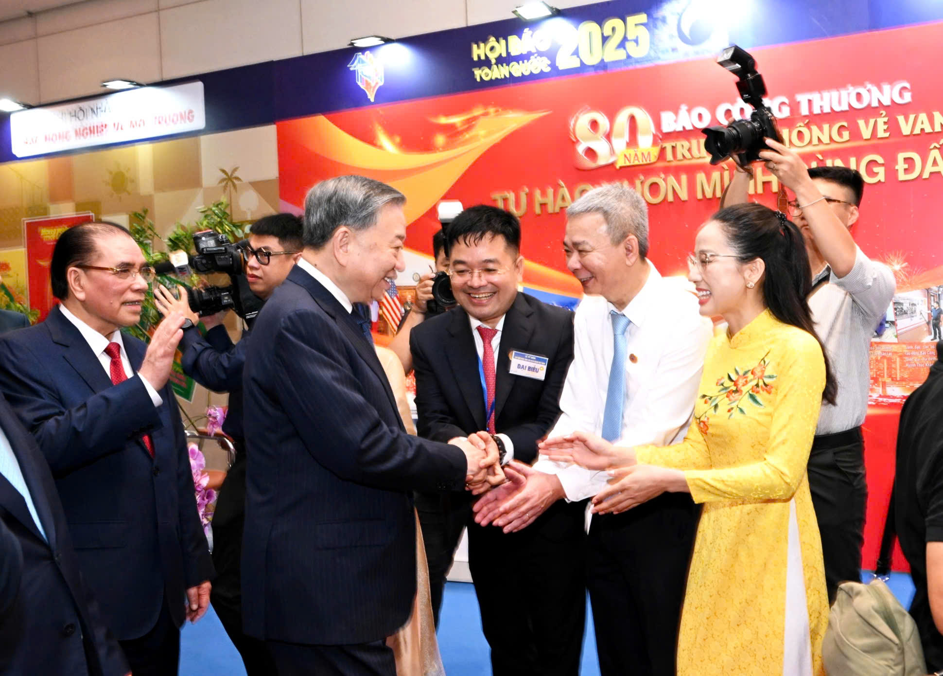 Tổng Bí thư Tô Lâm động viên người làm báo ngành Công Thương