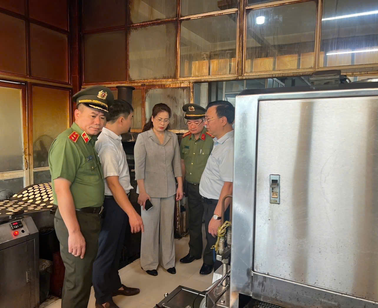 Hà Nội: Xử lý nghiêm cán bộ để xảy ra vi phạm liên quan tới hàng giả