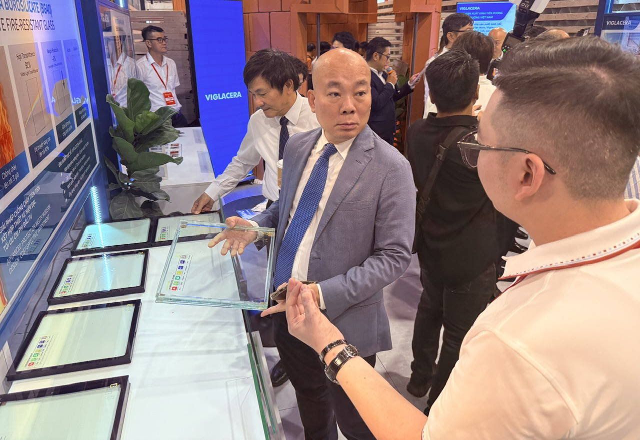 Hàng nghìn sản phẩm xanh, máy móc tiên tiến hội tụ tại Triển lãm Vietbuild