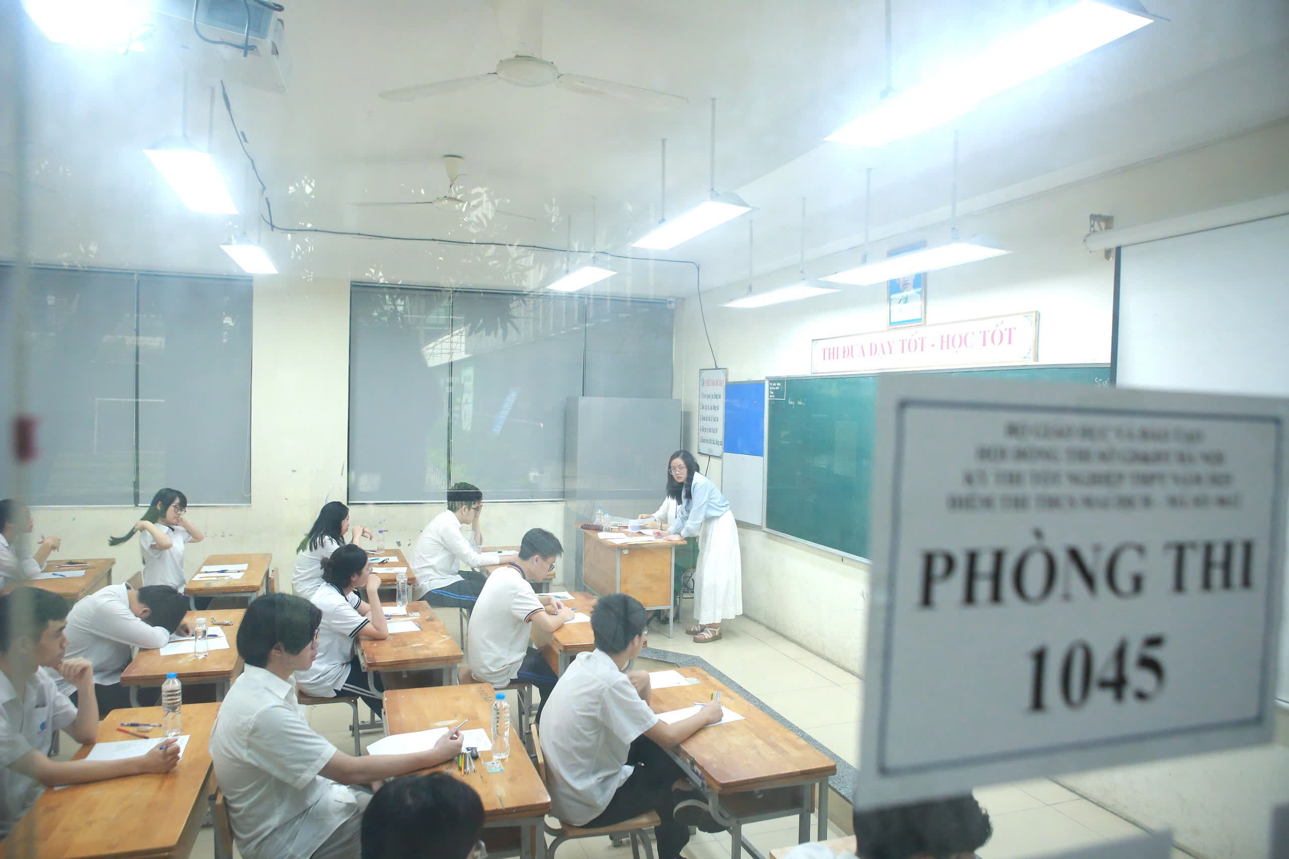 Thi tốt nghiệp THPT: 20 thí sinh bị đình chỉ thi