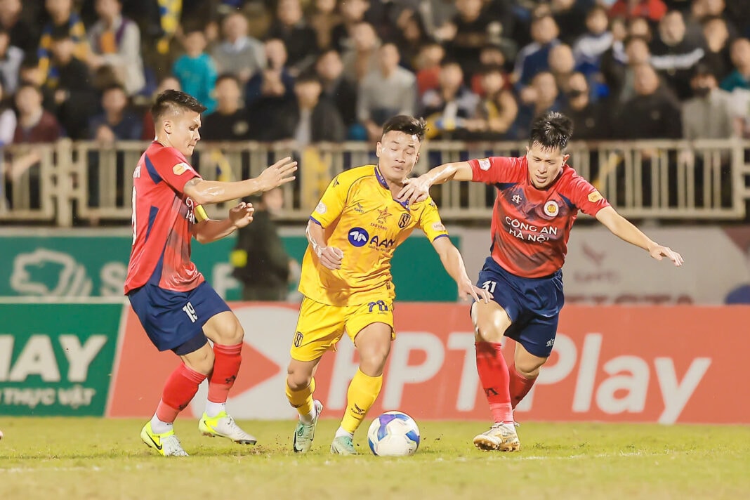 Lịch thi đấu bóng đá ngày 29/6: Sông Lam Nghệ An và Công an Hà Nội