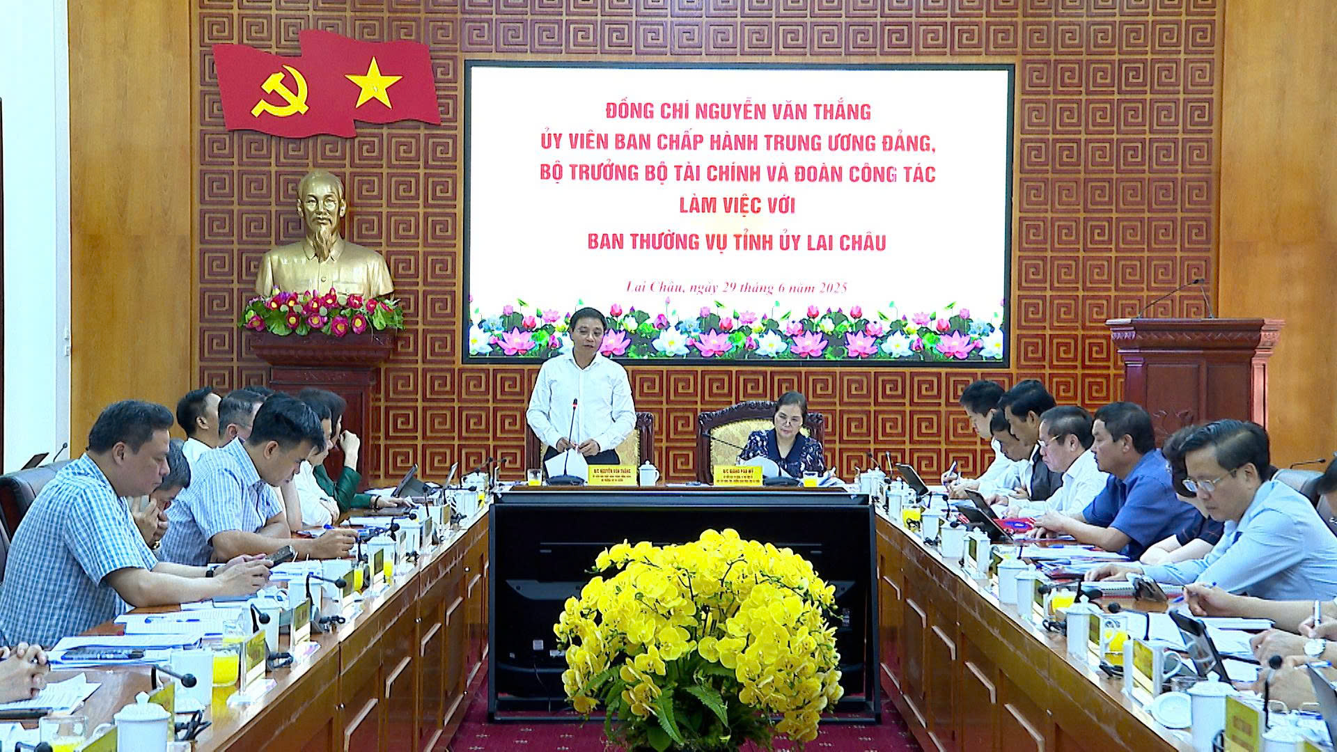 Đoàn công tác Trung ương nắm tình hình triển khai chính quyền 2 cấp tại Lai Châu