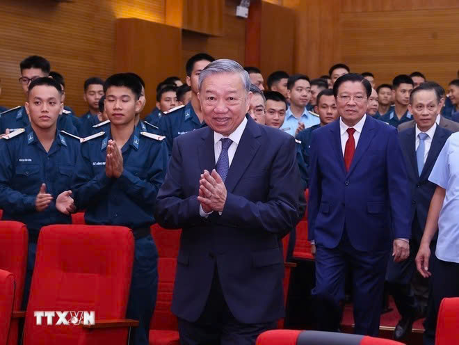 Tổng Bí thư Tô Lâm dự Triển lãm “Tổng Bí thư Nguyễn Văn Linh - Cuộc đời và sự nghiệp