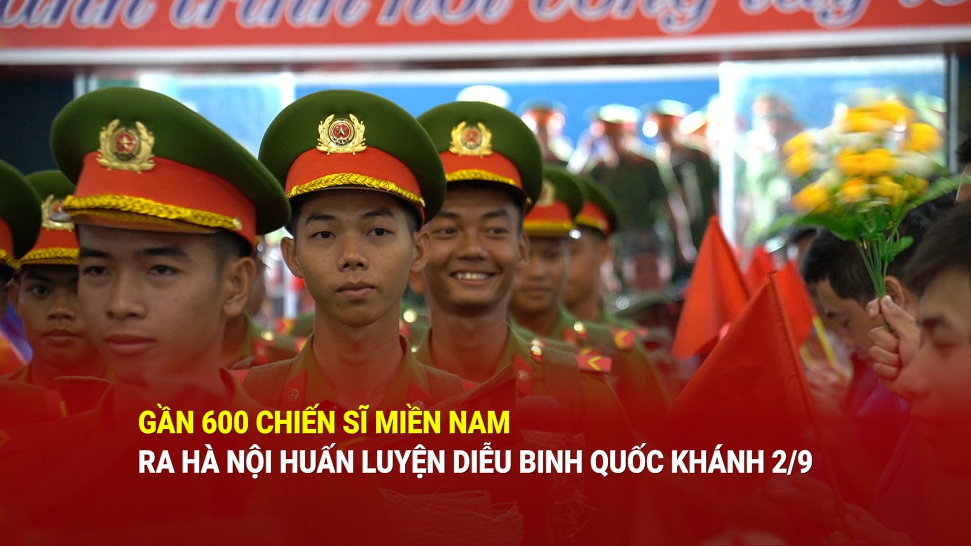Đoàn tàu Thống Nhất đưa 600 chiến sĩ miền Nam ra Hà Nội tập luyện diễu binh