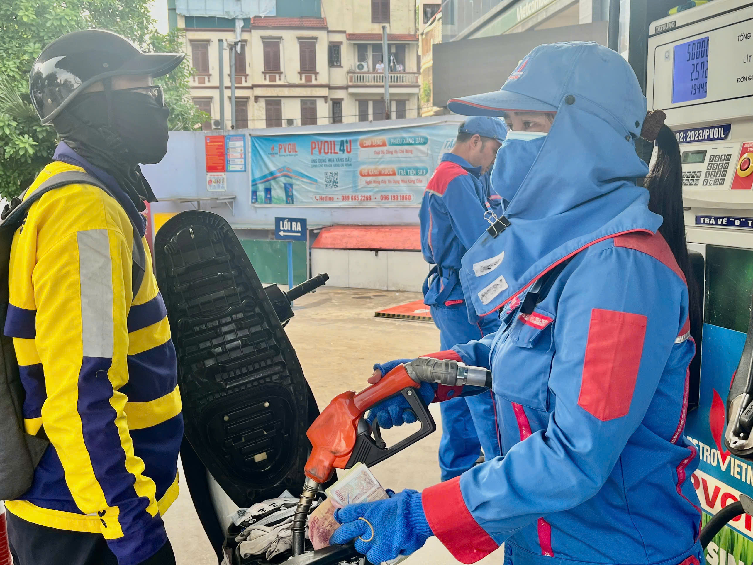 Giá xăng dầu hôm nay 5/7/2025: Giá dầu giảm trước kỳ vọng OPEC+ tăng sản lượng