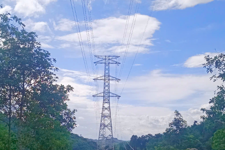 Đường dây 500kV Lào Cai – Vĩnh Yên: Hoàn thành kéo dây khoảng néo đầu tiên
