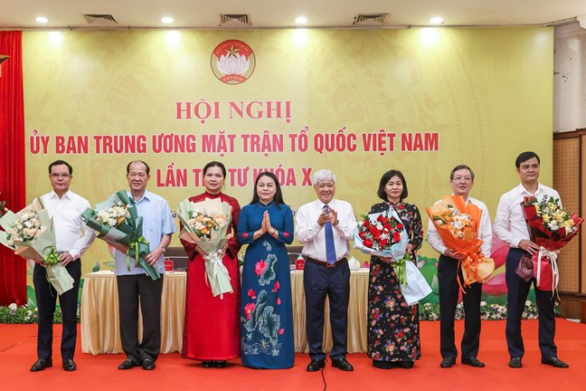 Danh sách 6 Phó Chủ tịch Ủy ban Trung ương Mặt trận Tổ quốc Việt Nam