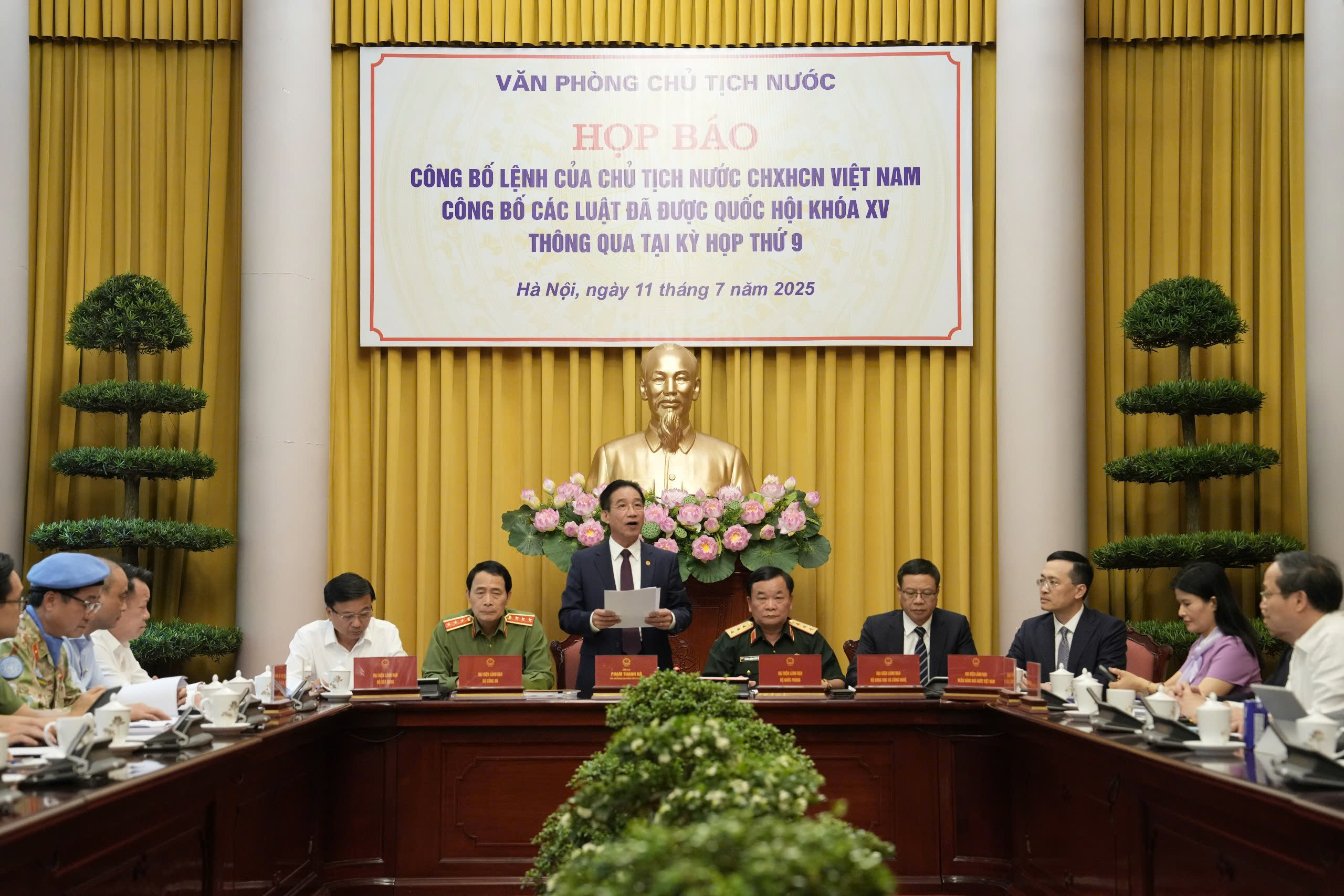 Công bố Luật Năng lượng nguyên tử, công nghiệp công nghệ số