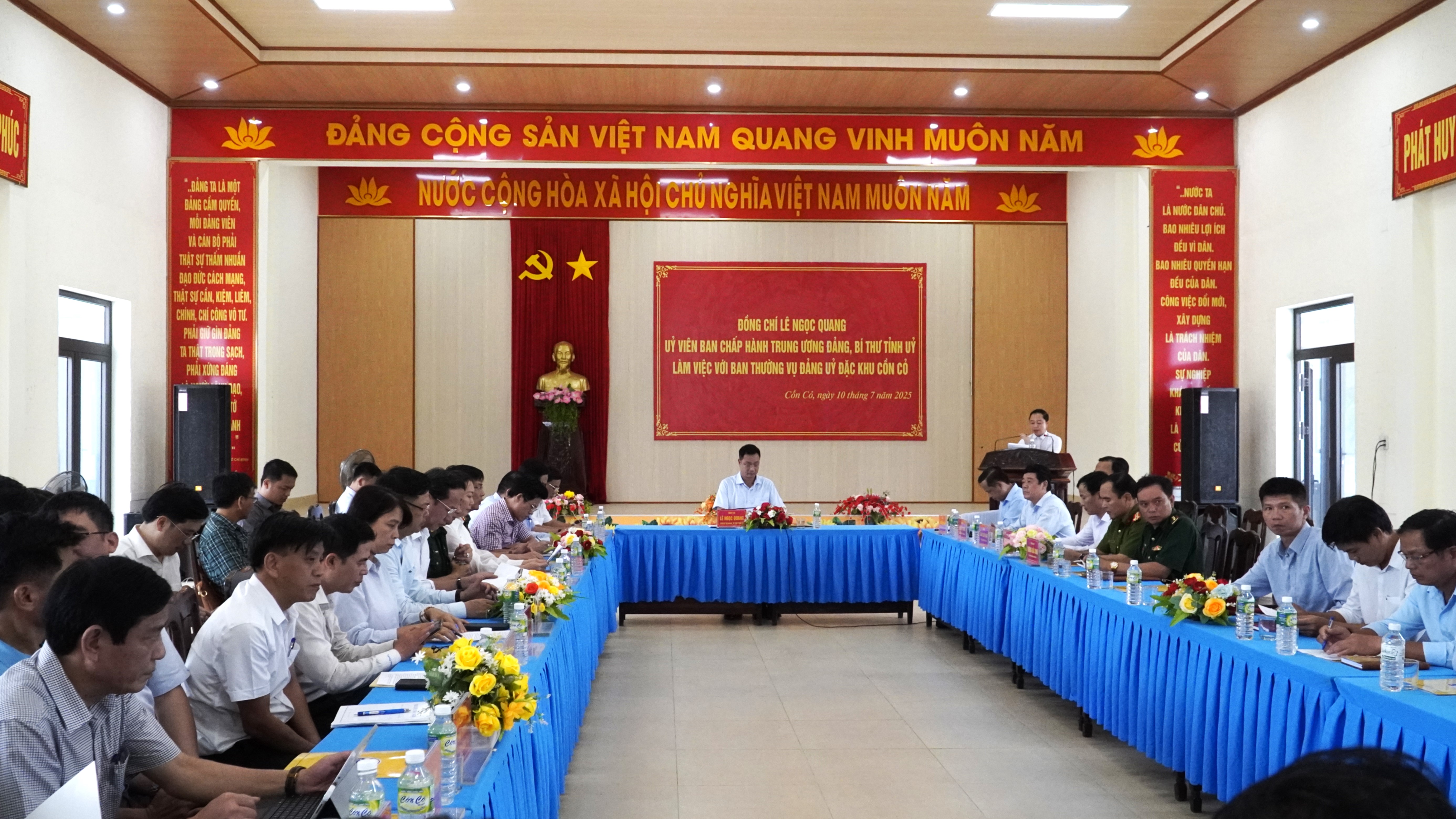 Đảm bảo cung cấp điện phục vụ  phát triển đặc khu Cồn Cỏ 