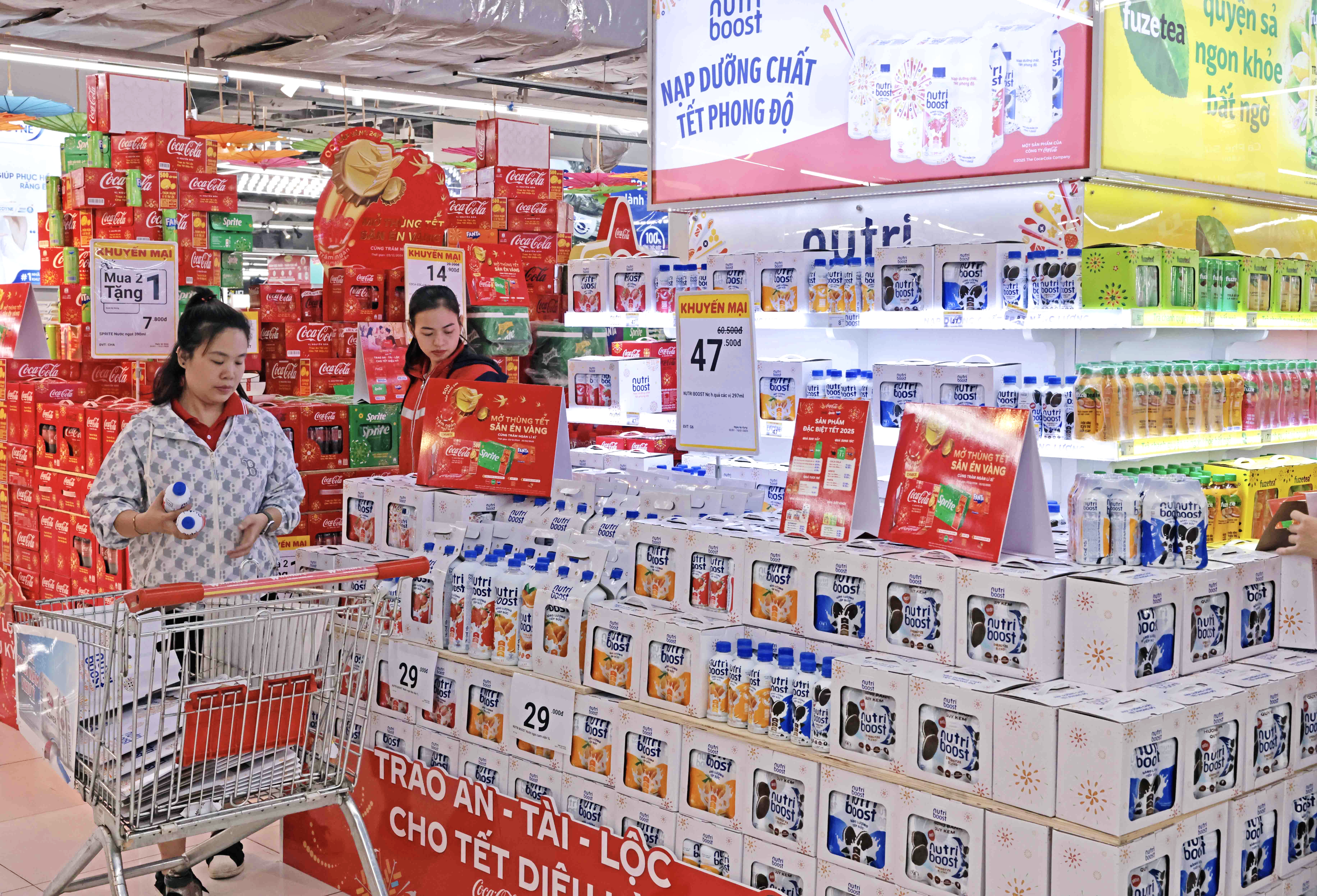 Kích cầu tiêu dùng, phát triển thị trường nội địa: Ba đô thị lớn tiên phong khai thông sức mua