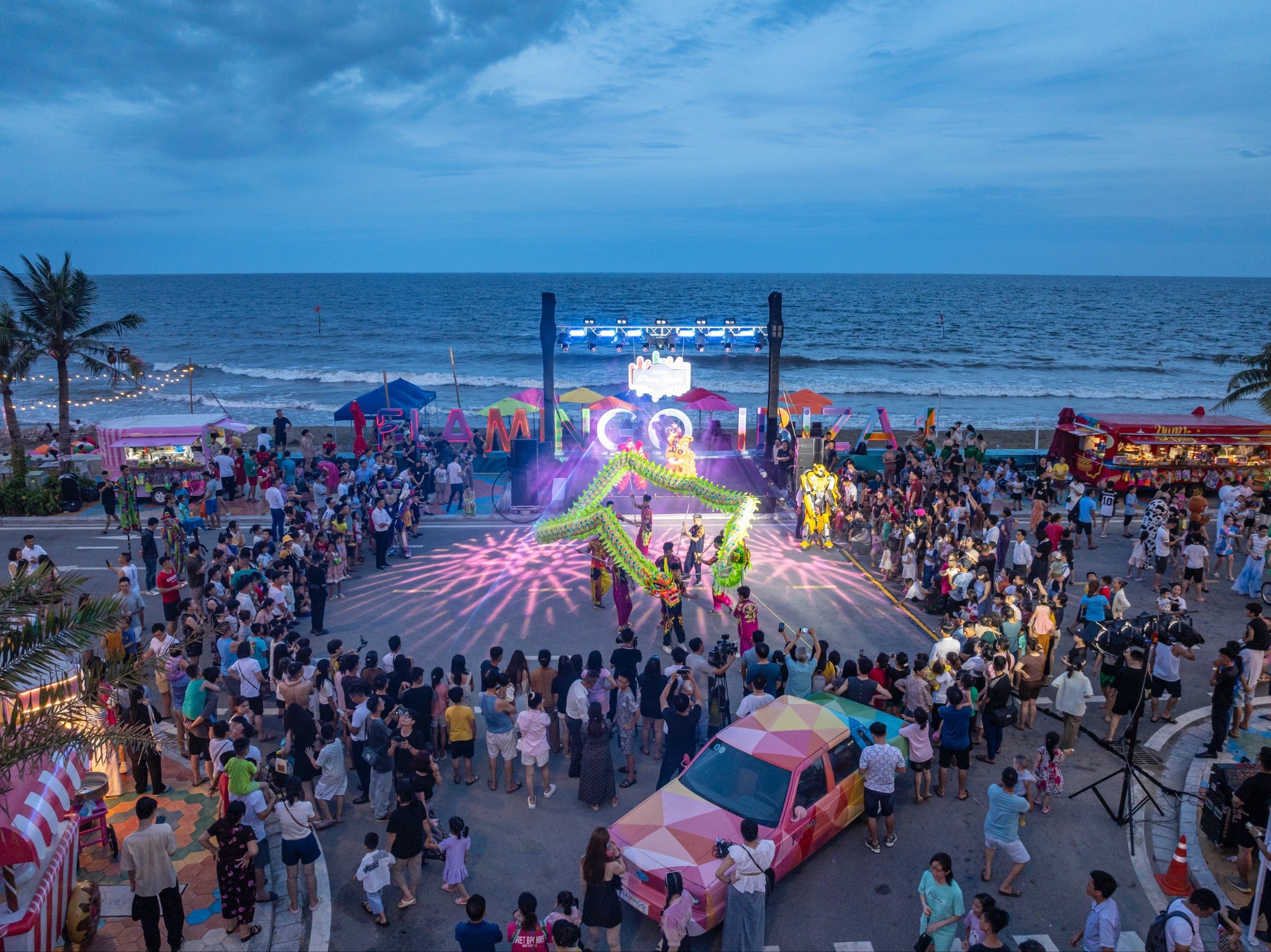 Hải Tiến bứt tốc thành 'thỏi nam châm' du lịch biển phía Bắc