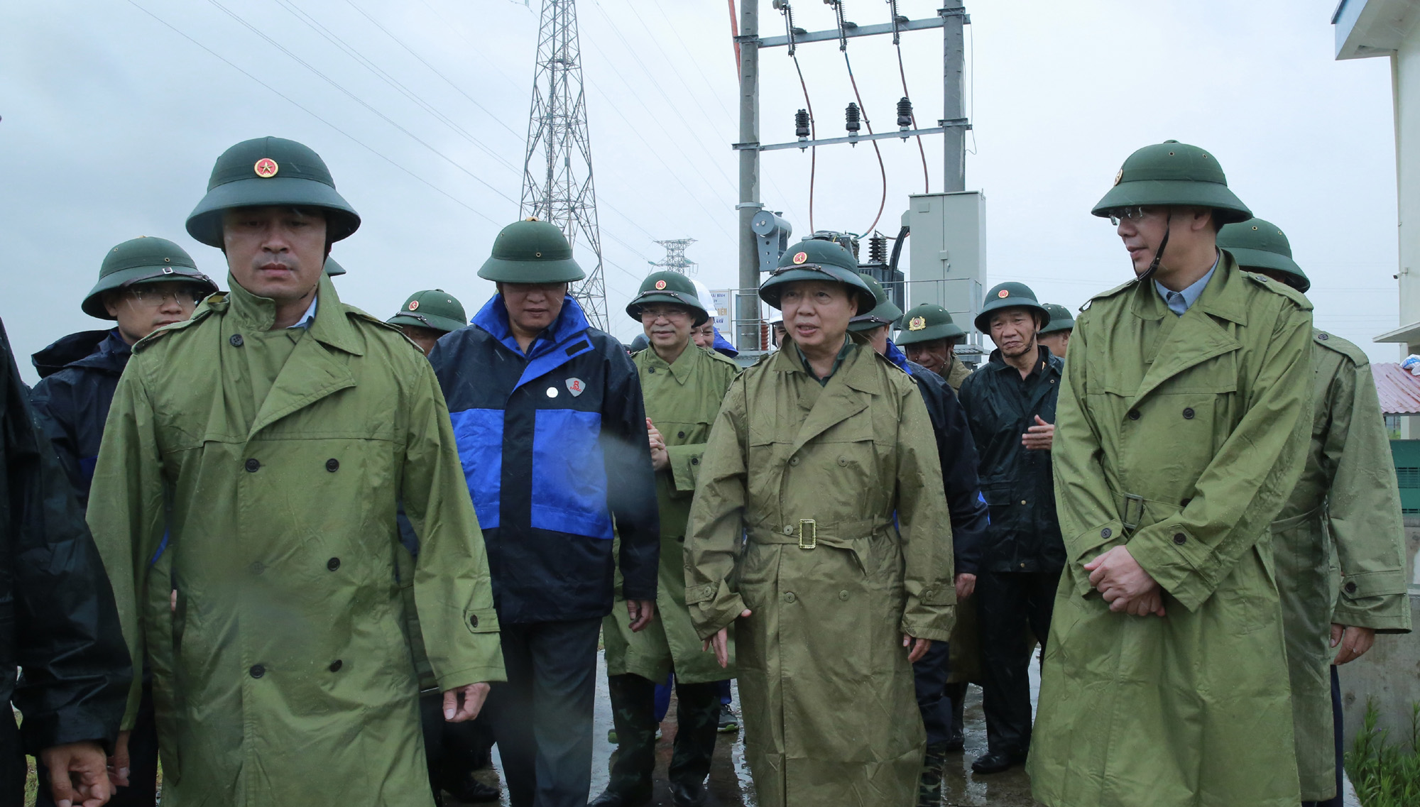 Phó Thủ tướng: Phải có kịch bản cụ thể ứng phó triều cường khi bão đổ bộ