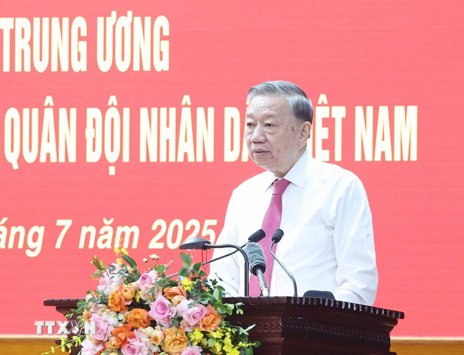 Tổng Bí thư Tô Lâm: Tăng cường xây dựng Quân đội vững mạnh về chính trị