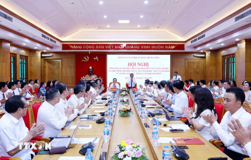 Coi việc học và làm theo Bác là giá trị sống, động lực đổi mới tư duy