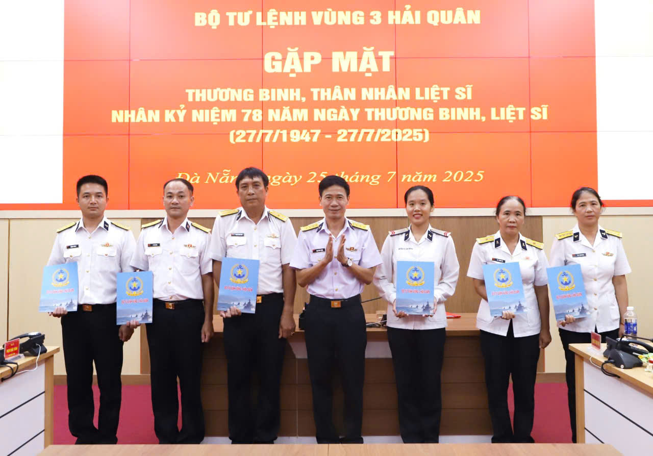 Vùng 3 Hải quân tổ chức nhiều hoạt động tri ân Ngày Thương binh - Liệt sĩ 27/7