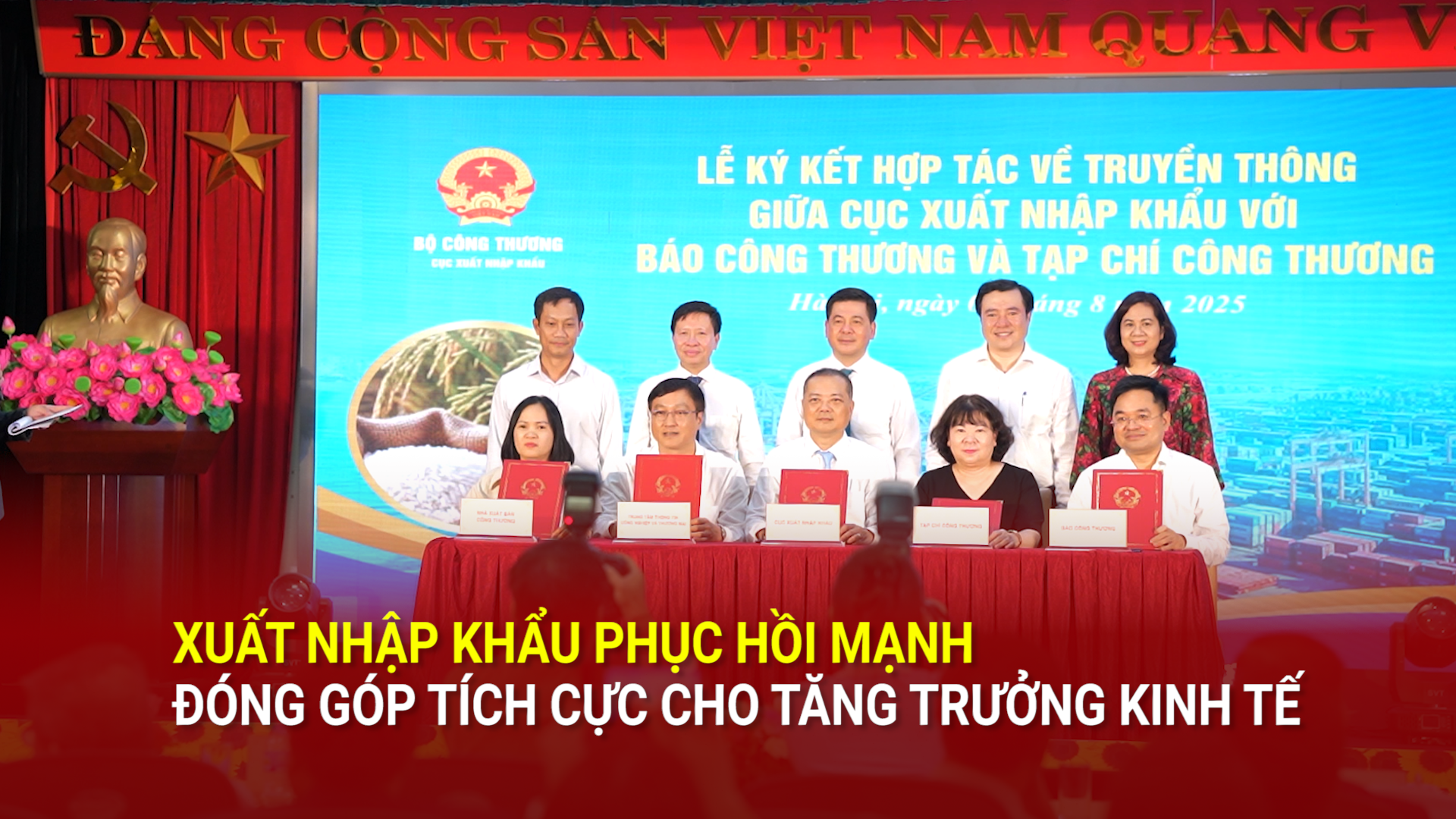 Công bố Báo cáo Xuất nhập khẩu Việt Nam 2024, vinh danh loạt doanh nghiệp xuất sắc
