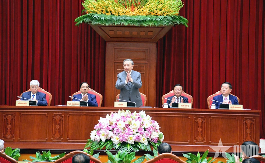 Tổng Bí thư Tô Lâm gặp mặt đại biểu trí thức, nhà khoa học, văn nghệ sĩ