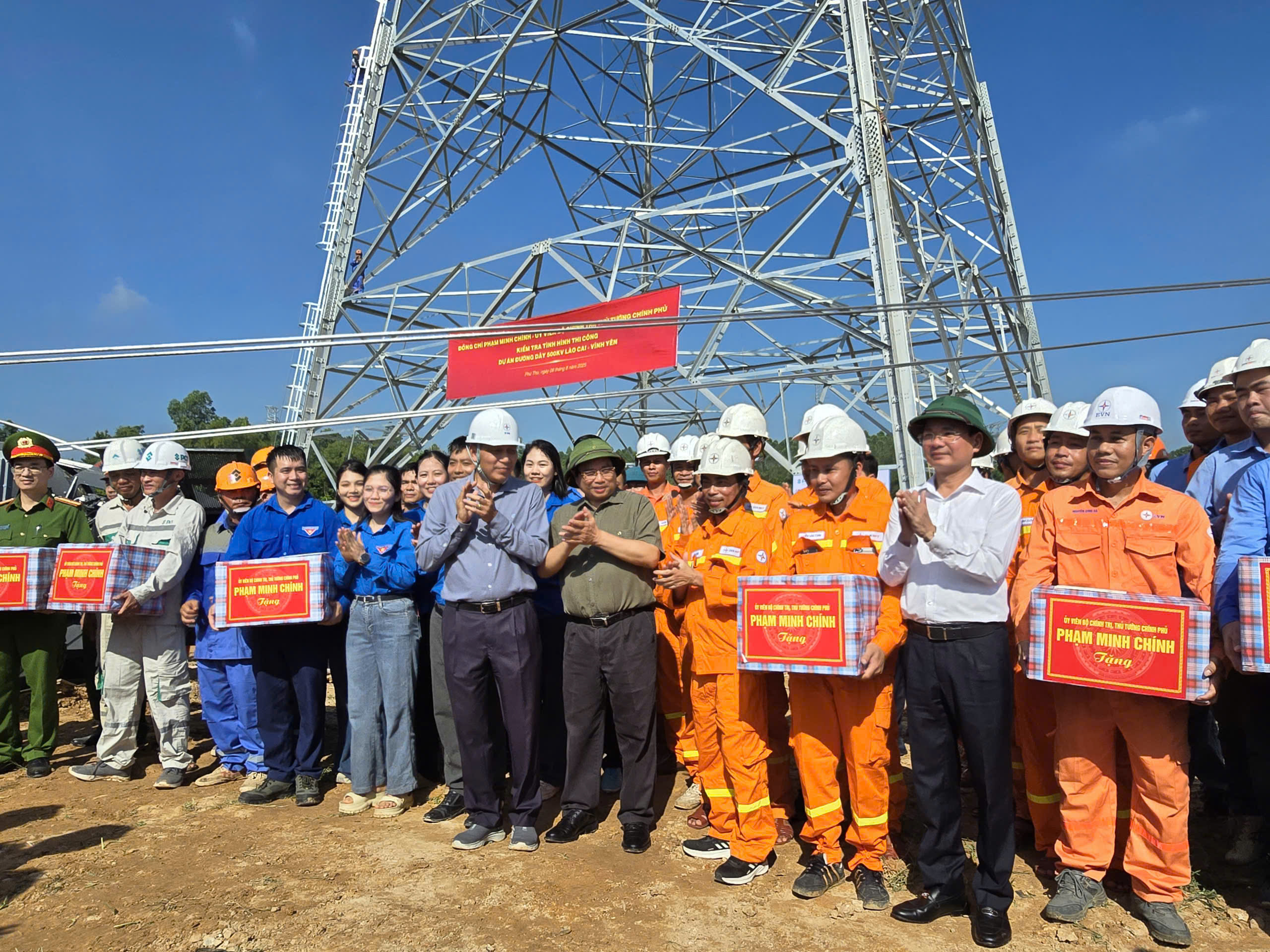 Thủ tướng yêu cầu đẩy nhanh tiến độ đường dây 500kV Lào Cai - Vĩnh Yên