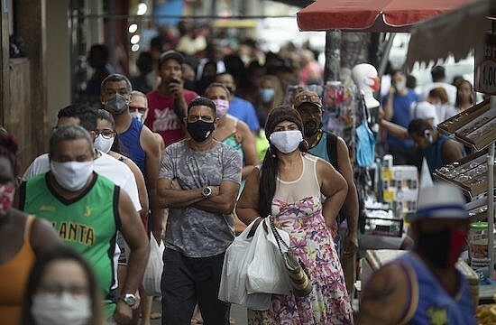 Brazil giải bài toán tăng trưởng giữa tình hình lãi suất tăng cao