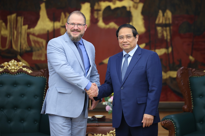 Thủ tướng đề nghị Qualcomm đầu tư mạnh vào lĩnh vực bán dẫn