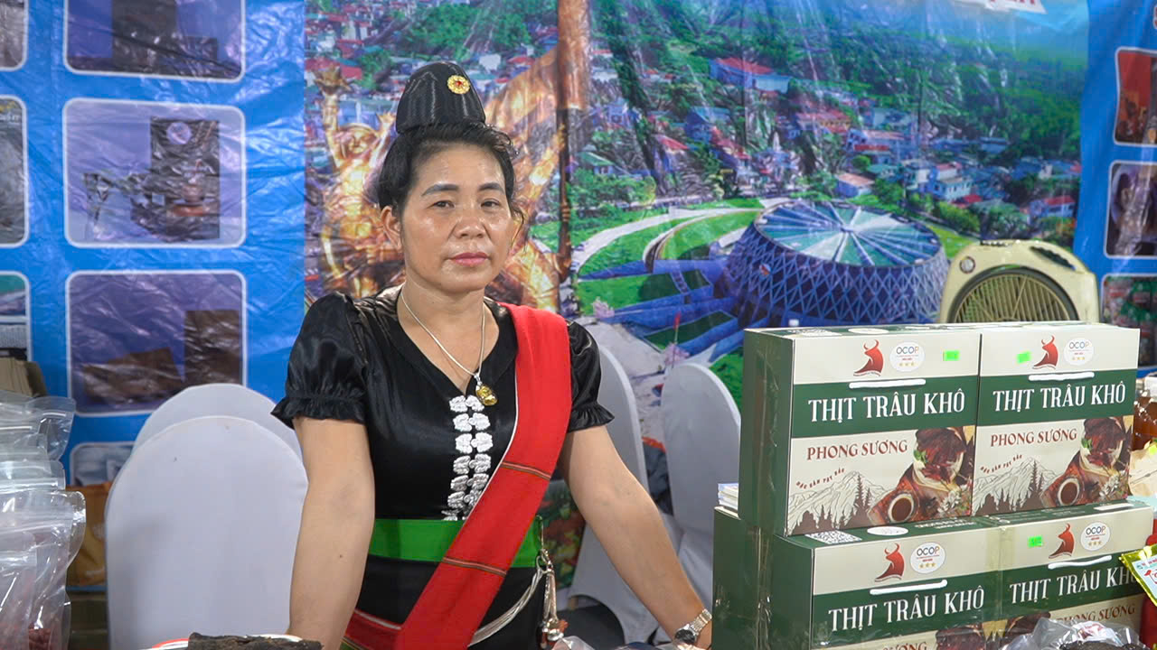 Từ nguyên liệu quê nhà đến 'ngôi sao' OCOP