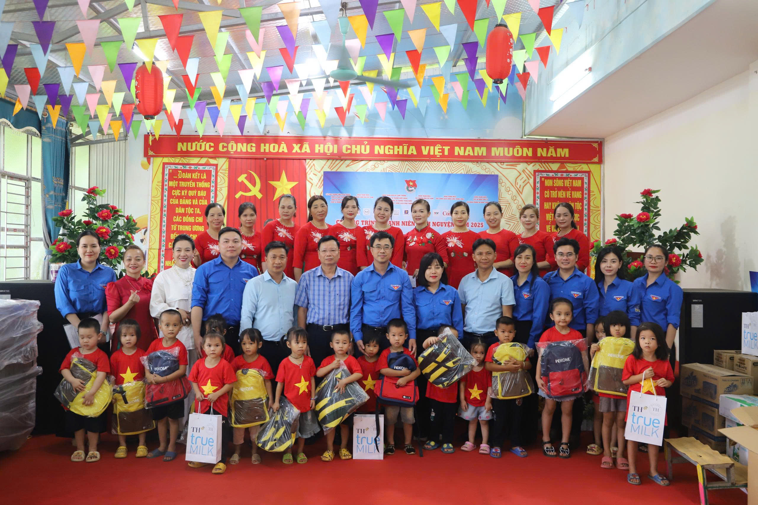 Tuổi trẻ Công Thương dựng xây bếp ấm cho mầm non nơi vùng khó