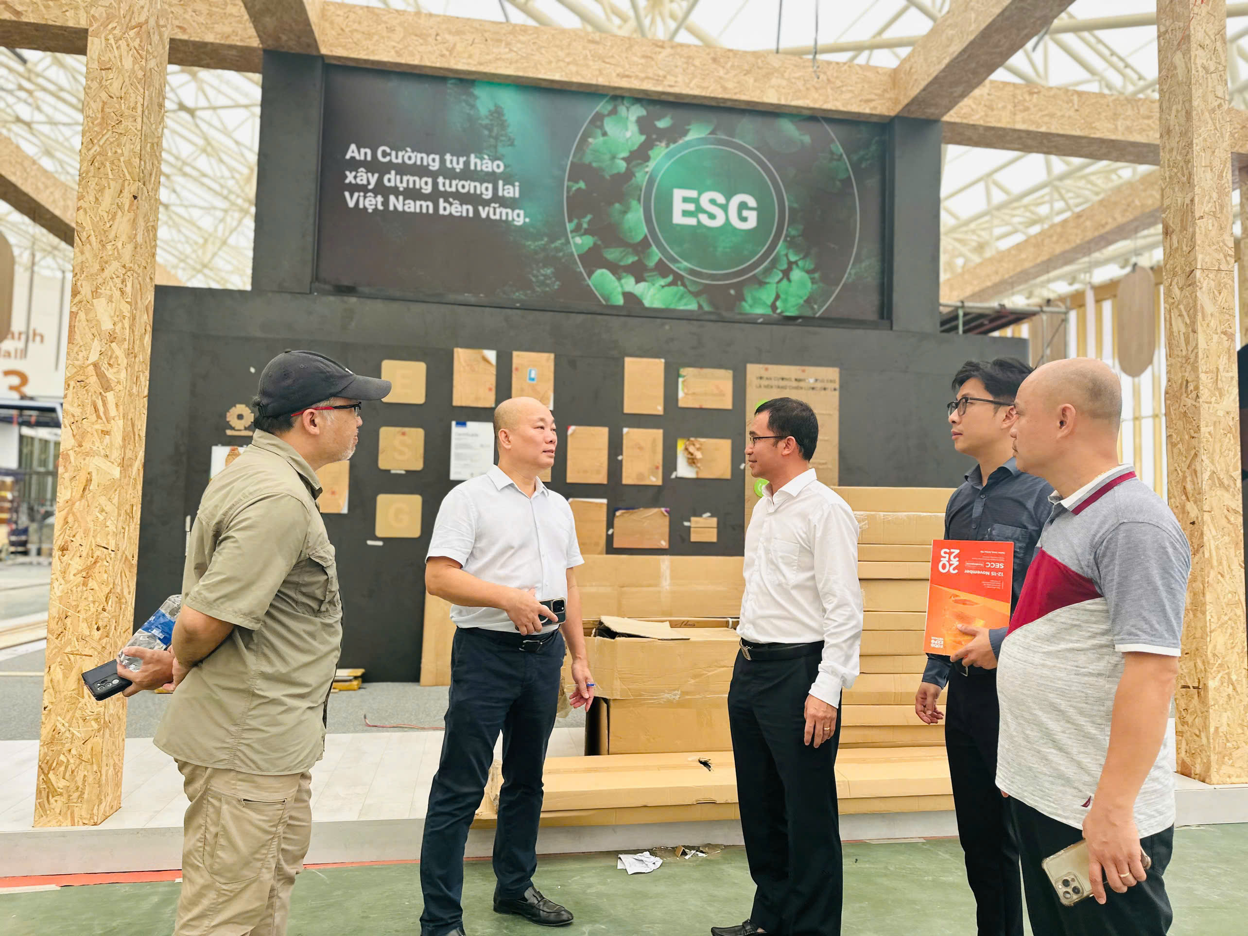 Triển lãm 80 năm ngành Công Thương: Khẳng định vị thế doanh nghiệp tư nhân