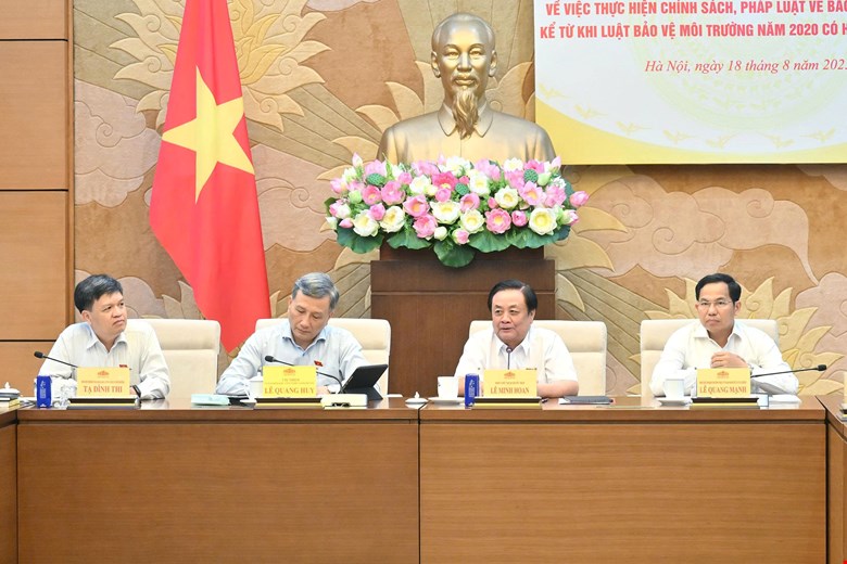 Hoàn thiện pháp luật môi trường theo tinh thần Nghị quyết 66-NQ/TW