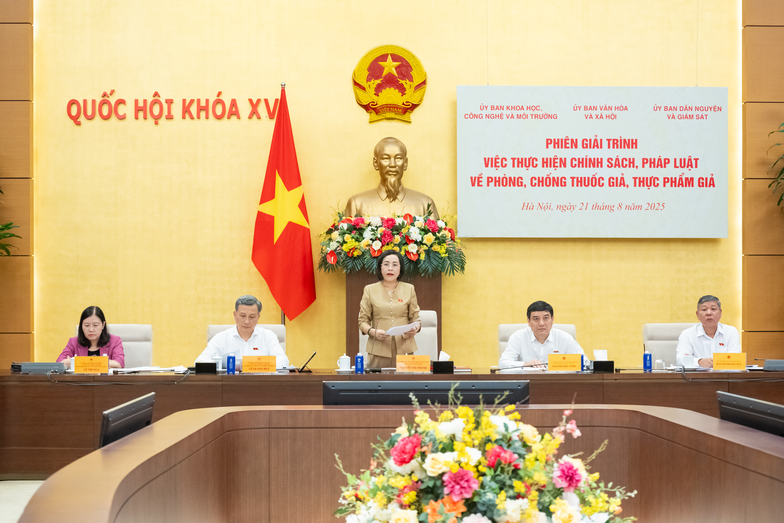 Phòng chống thuốc giả, thực phẩm giả: Nhiệm vụ quan trọng, tiên quyết