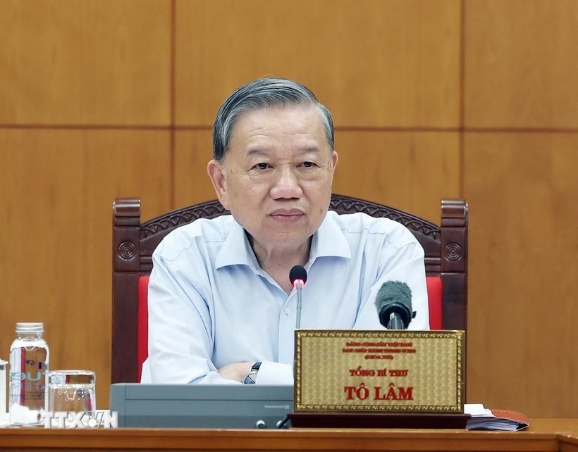 Bộ Chính trị làm việc với Ban Thường vụ Quân ủy Trung ương 