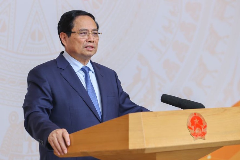 Thủ tướng: Đẩy mạnh ngoại giao kinh tế, mở rộng thị trường cho hàng Việt