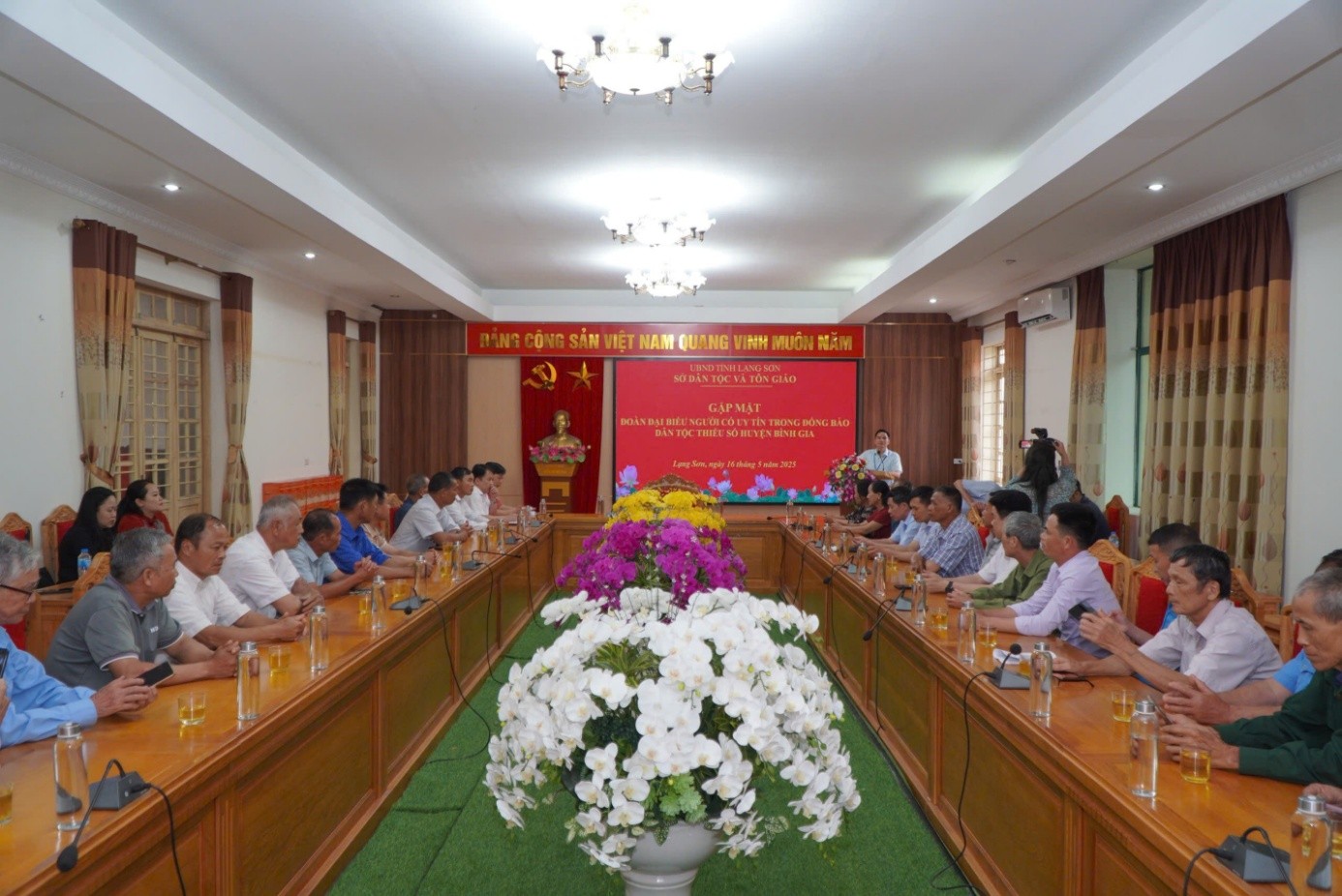 Lạng Sơn lan tỏa sức mạnh người có uy tín trong đồng bào dân tộc